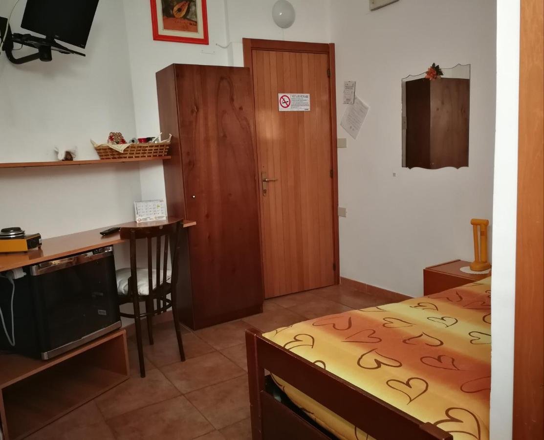 B&B Leggieri Villa Siria 圣乔瓦尼·罗通多 外观 照片